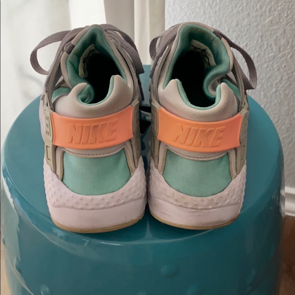 Nike Hurache sneakers - Picture 3 of 4